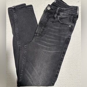 Old navy rockstar super skinny. Extra high rise. Secret slim pockets